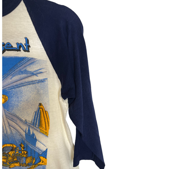 1983 Moody Blues Vintage The Present Concert T Shirt - Picture 4 of 6